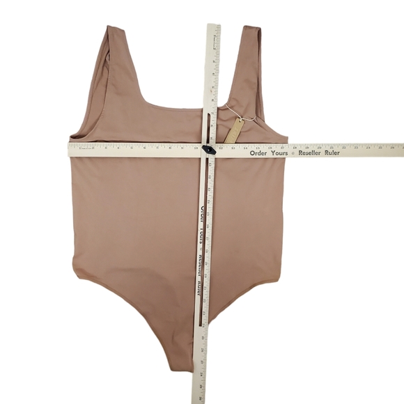 NEW SKIMS Soft Smoothing Thong Bodysuit Size 3X Sienna READ DESCRIPTION - Picture 13 of 15